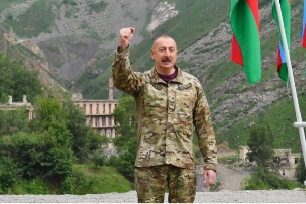 Prezident “Dəmir yumruq” ifadəsinin necə yarandığını açıqlayıb